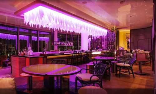 WOOBAR