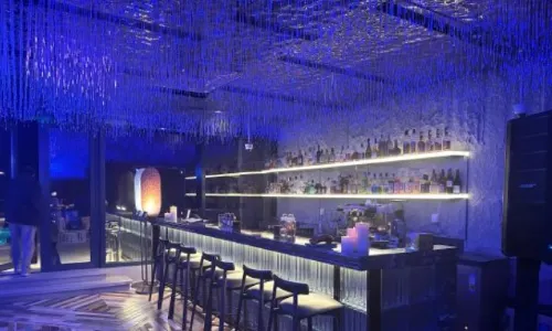 LIU Bar