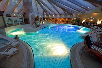 Kristall Sauna-Wellnesspark mit Soletherme