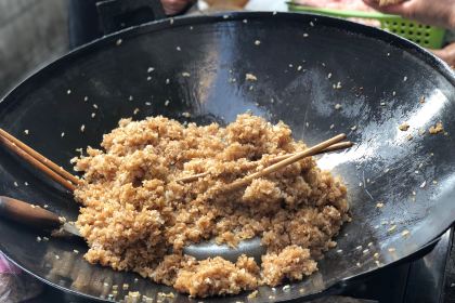 Liu Guang Men Mao Auntie Nuo Rice