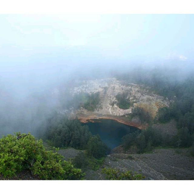 Kelimutu Crater Lakes