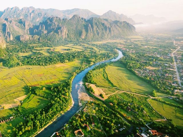 Hiking and rock climbing in Vang Vieng 