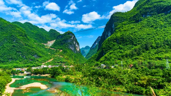 玩水避暑