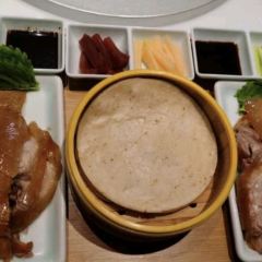 A WU HUANG HE DA LI YU ZHENG ZHOU TIAN ZE JIE DIAN User Photo