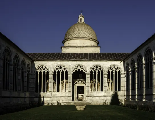 Pisa Tower Plaza