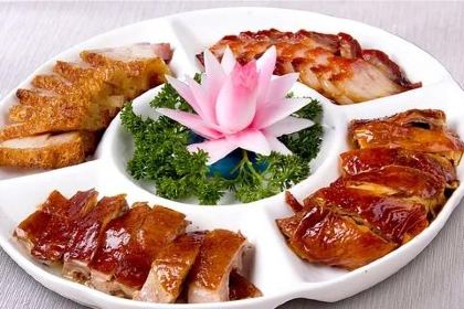 鄂尔多斯皇室国际酒店(万达广场王府井店)·四海汇海鲜自助餐厅