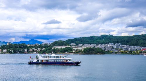 Qiandao Lake-Southeast Lake District