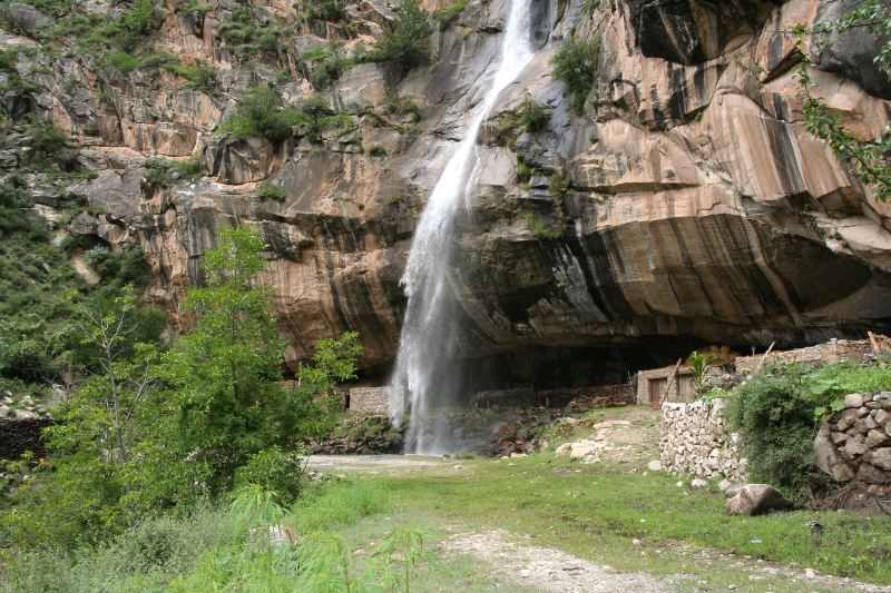 飛水岩