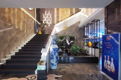 天外天餐饮连锁(华新店)