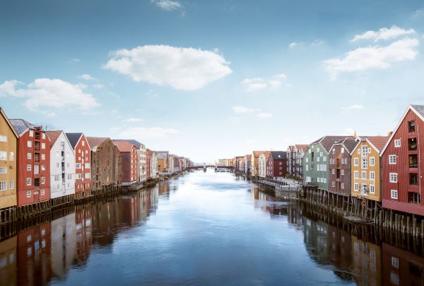 Penerbangan dari Shanghai ke Trondheim