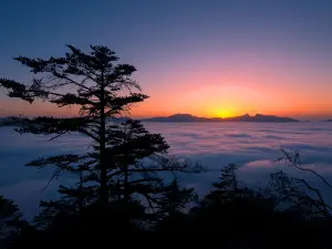 얼랑산/이랑산 허/호랑강 관광단지