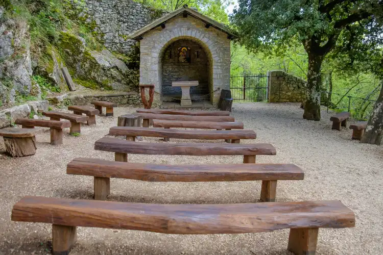 Hotels near Eremo delle Carceri