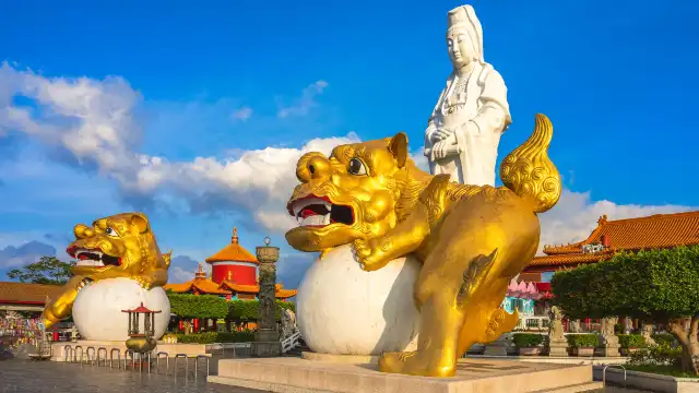 鄰近中正公園的酒店