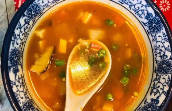 大碗小面抿節麵館