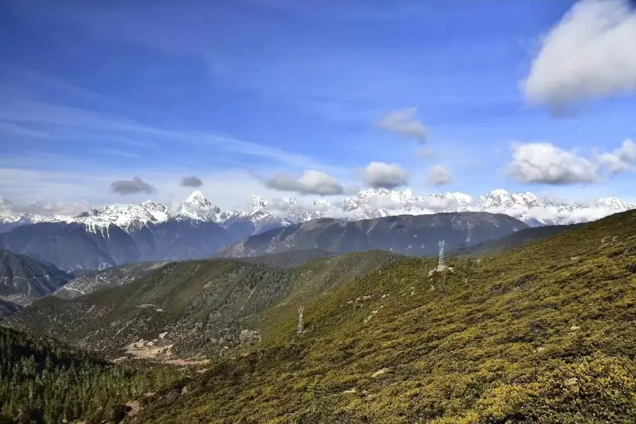 Dameiyongxue Mountain