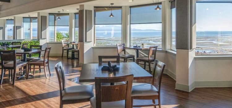The Bayside Restaurant & Lounge