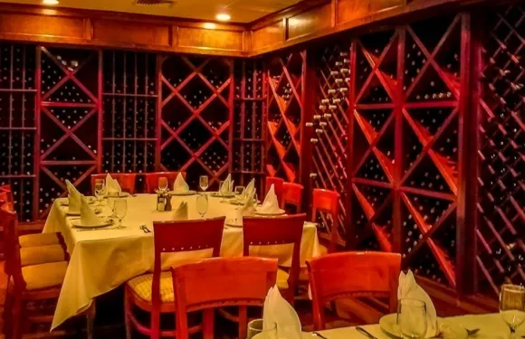 Primavera Restaurant and Bar