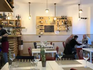 Osteria Amelie