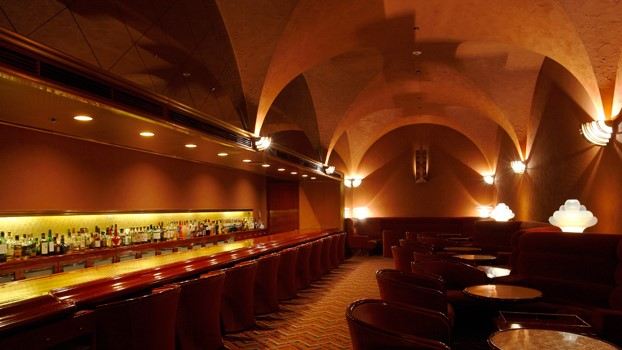 Main Bar Cross Vault