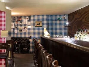 Green Door Bar