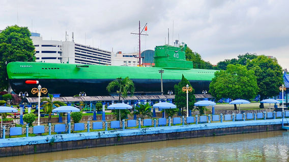 Monumen Kapal Selam Surabaya