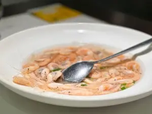 ZI WEI GUAN