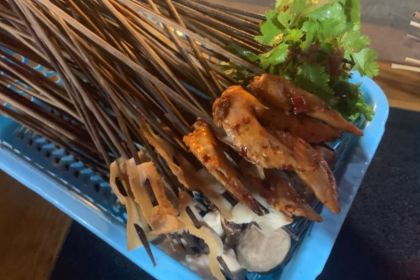 四眼串串(绍庆店)