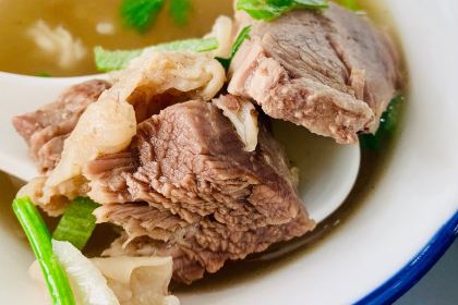 Rui feng xuan nong jia mu chai quan yang