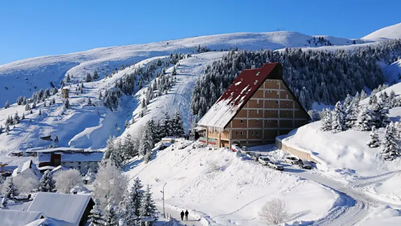 Popova Shapka - Ski Center