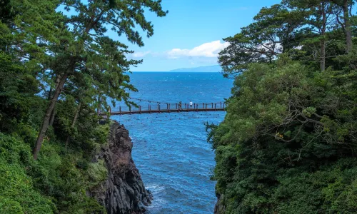 Kadowaki Suspension Bridge