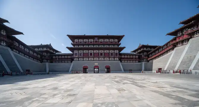 鄰近應天門西南廣場的酒店