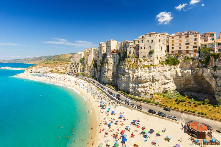 Compare 4 airports near Tropea