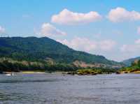 Travelling slowly by the river 