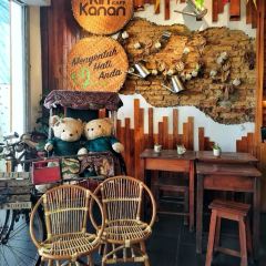 Kafe Kiri Kanan 여행 사진