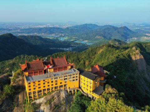 น้ำตกคลองยายกี๋ โรงแรมใกล้เคียง