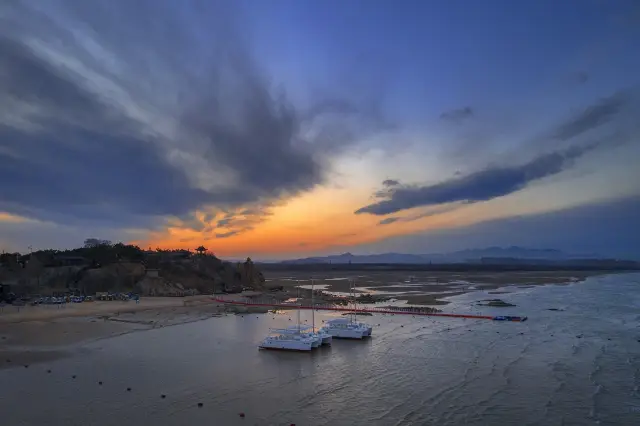 Sunrise Sightseeing in Qinhuangdao