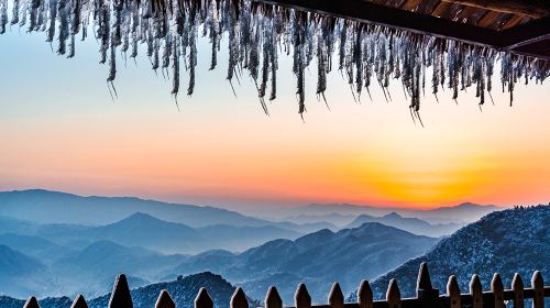 Guanyin Cave Ice Springs Scenic Area