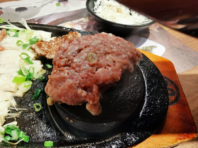 厚福街超人氣 福岡煎牛肉漢堡