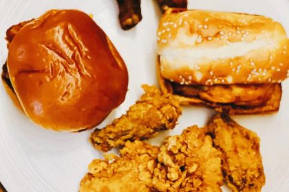 肯德基(玉龙雪山店)