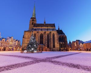 香港-比爾森 機票酒店 自由行