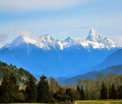 Vé máy bay Chiang Mai Kelowna