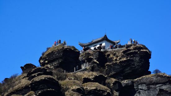 老金頂是位於貴州銅仁市江口縣梵凈山的最高峰，老金頂最頂上的一