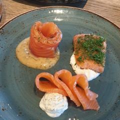Santa's Salmon Place User Photo