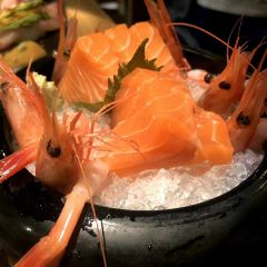 MOON Sushi & Fusion Food User Photo