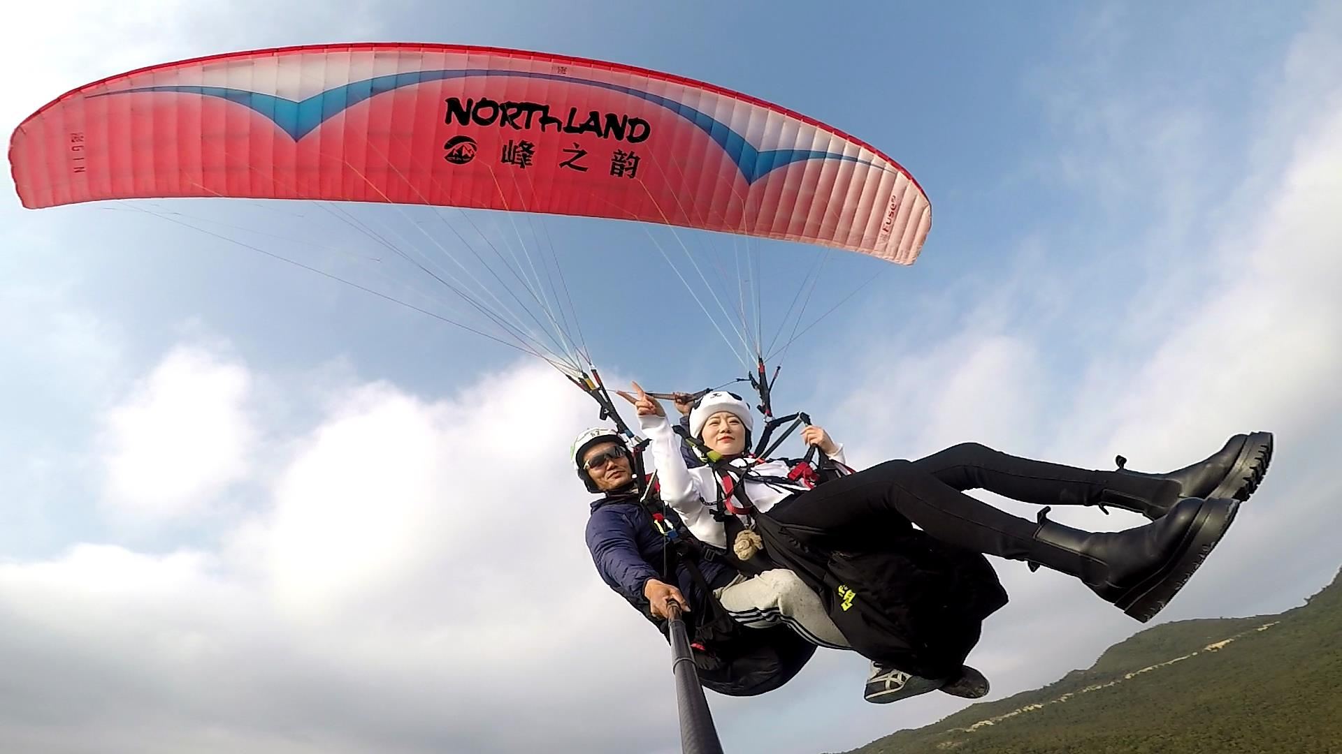 深圳水底山滑翔基地滑翔傘飛行體驗【專業教練一帶一飛行+兩種飛行高度可選】