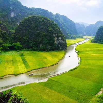 Khách Sạn 4 sao Ở Hoa Lư