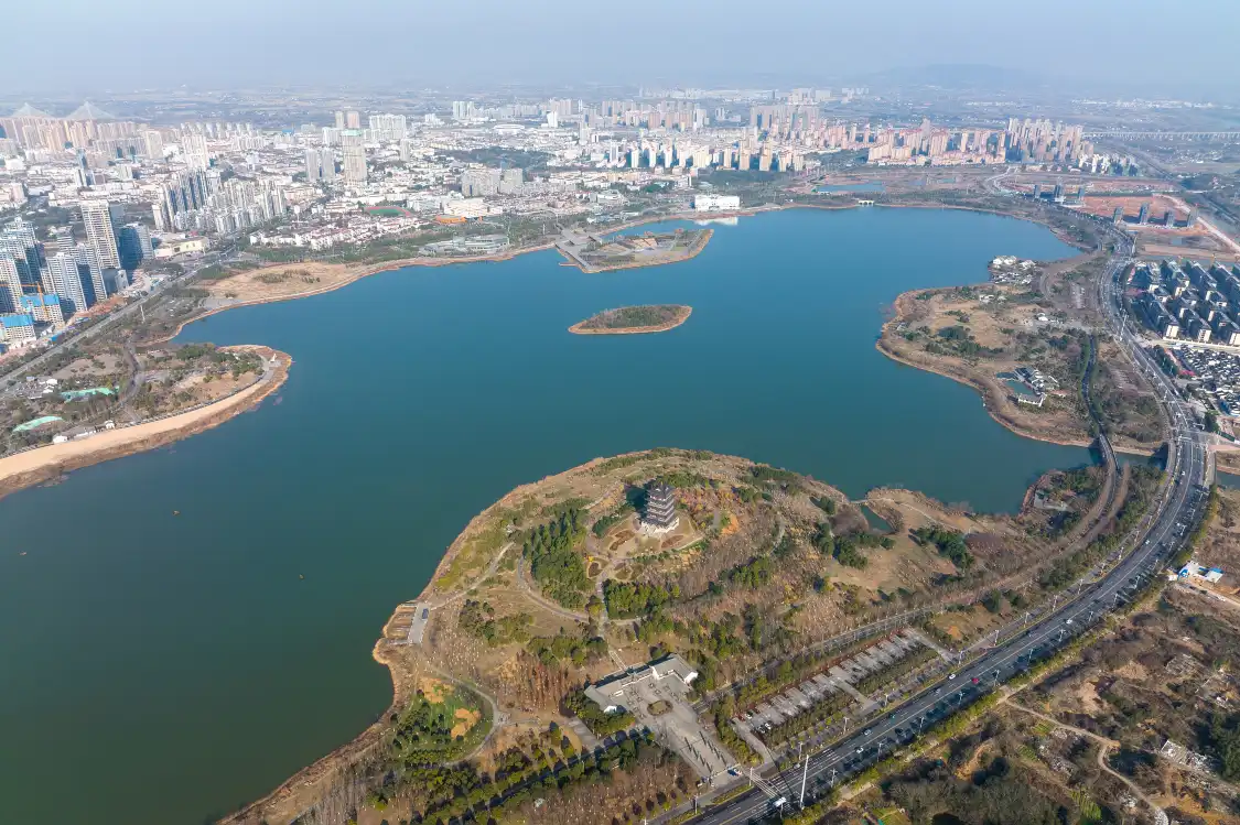 Hotels near Wanling Lake