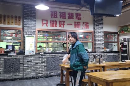 李四辈(东风路2店)