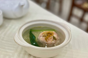 蟹粉獅子頭