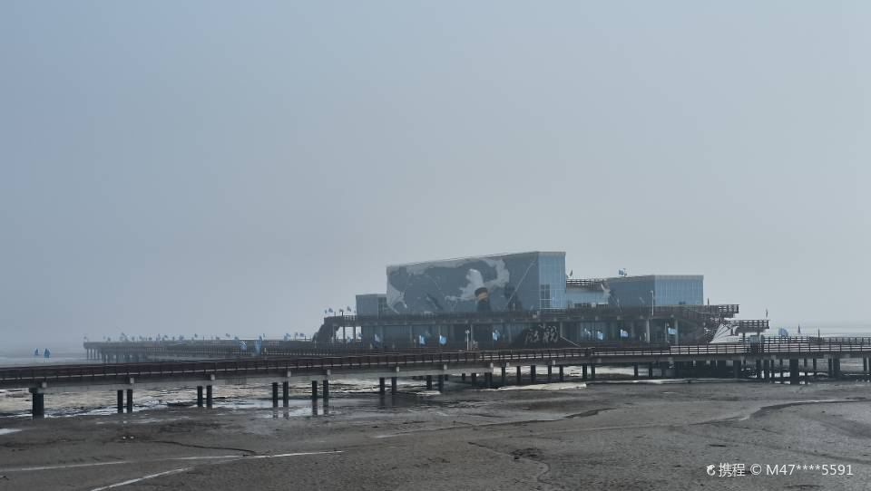 Xingcheng Red Beach Boardwalk Scenic Area